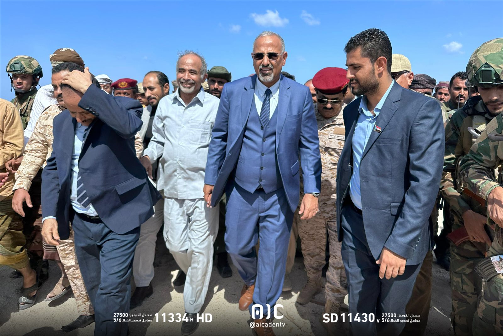 صور من زيارة الرئيس الزُبيدي إلى جزيرة ميون وباب المندب