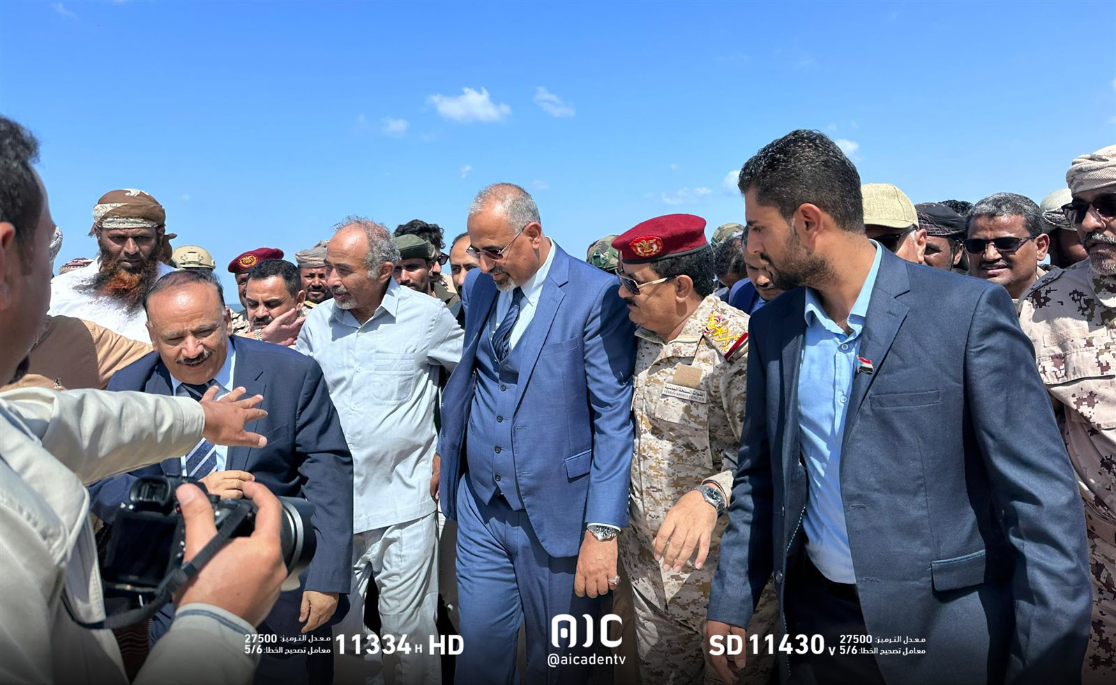 صور من زيارة الرئيس الزُبيدي إلى جزيرة ميون وباب المندب