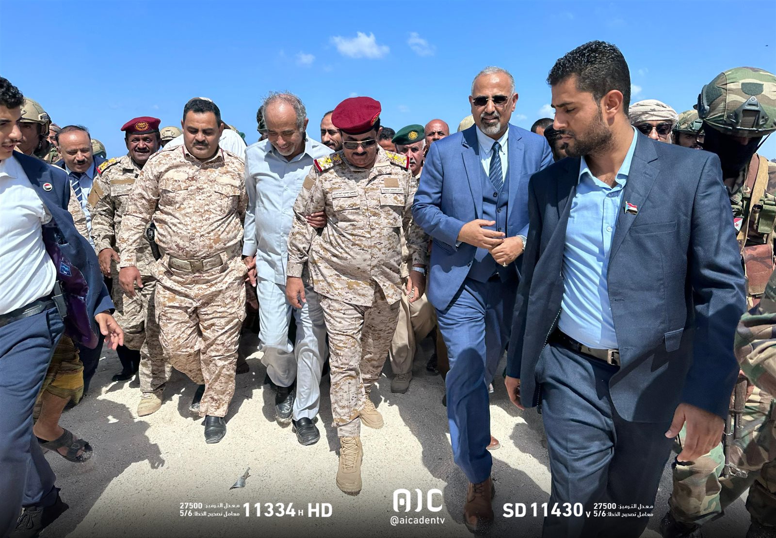 صور من زيارة الرئيس الزُبيدي إلى جزيرة ميون وباب المندب