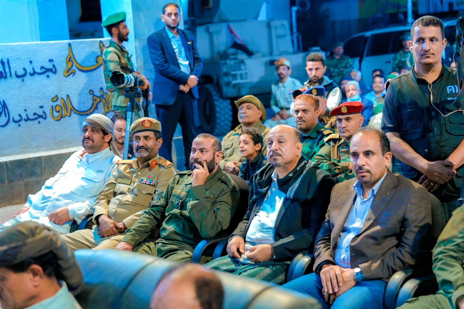 الرئيس الزُبيدي يزور الضالع ويلتقي قيادات المحافظة
