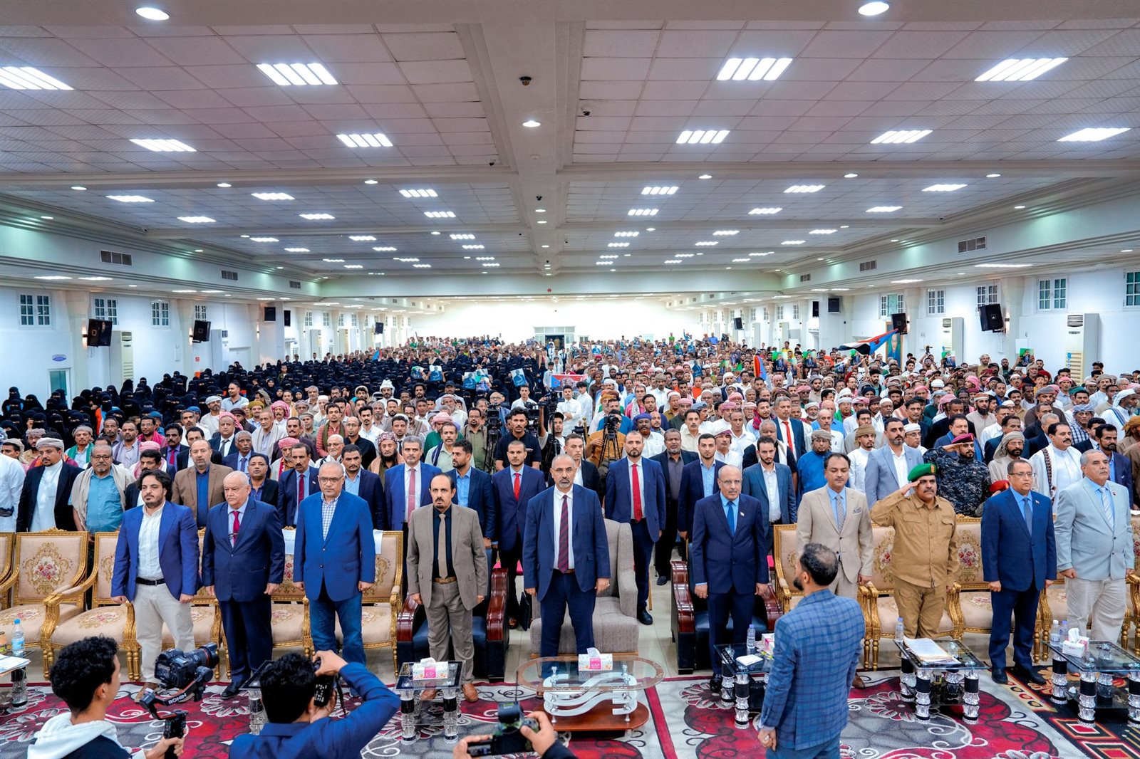اللقاء الموسع للرئيس الزُبيدي بمختلف شرائح المجتمع بمحافظة حضرموت