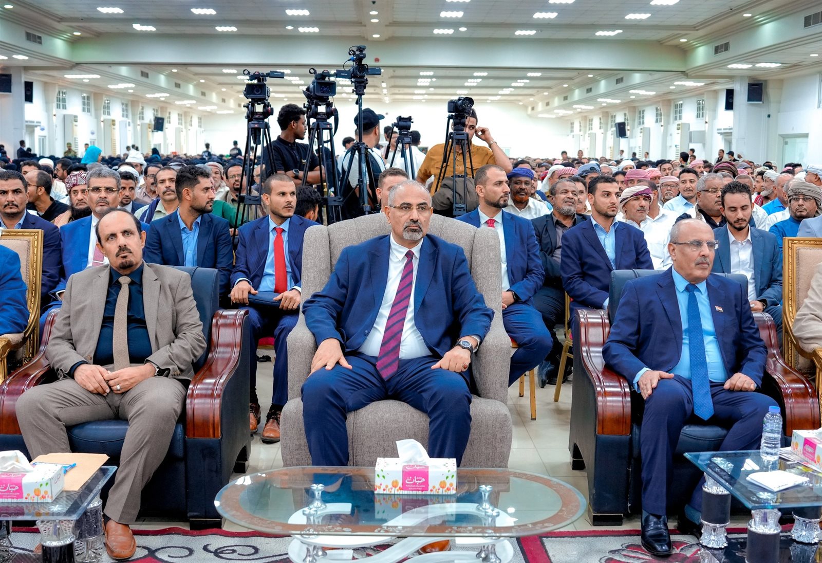 اللقاء الموسع للرئيس الزُبيدي بمختلف شرائح المجتمع بمحافظة حضرموت