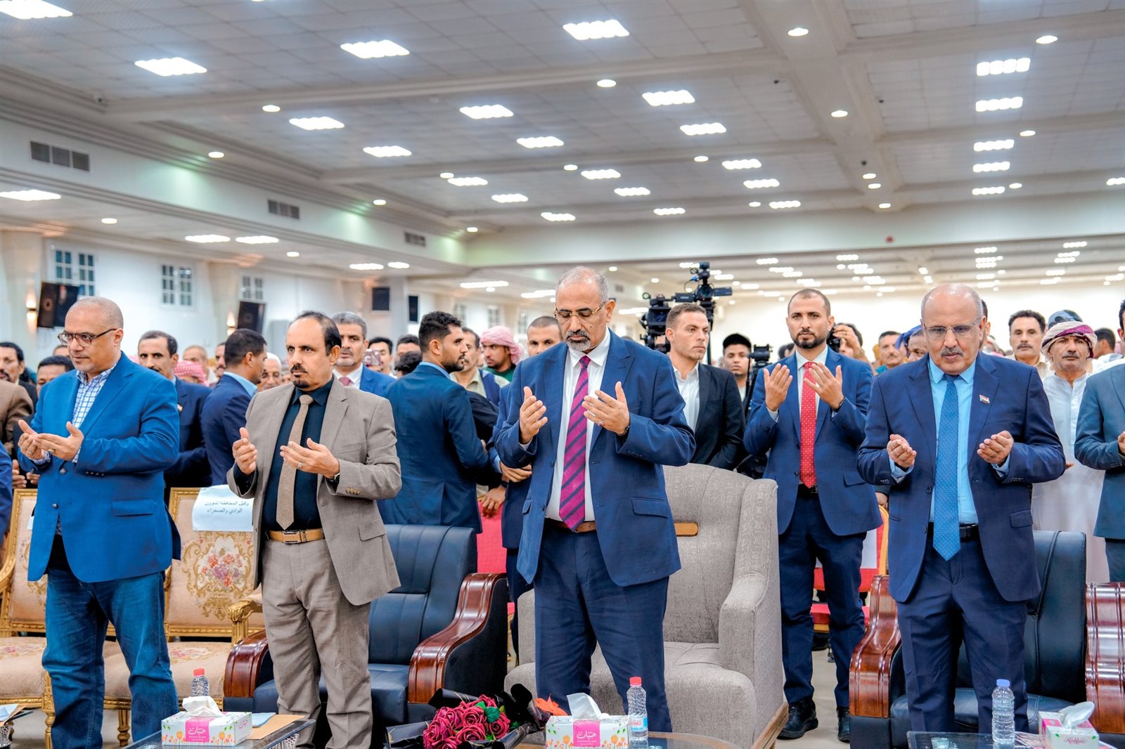 اللقاء الموسع للرئيس الزُبيدي بمختلف شرائح المجتمع بمحافظة حضرموت