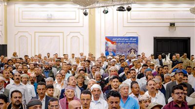 أبناء لحج: زيارة الرئيس الزُبيدي عززت آمالنا بتصحيح الأوضاع بالمحافظة