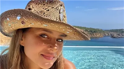 نيللي كريم تكشف سبب غيابها عن العرض الخاص بآخر أعمالها.. وما قصة 