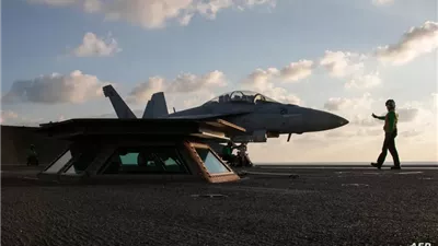 إيطاليا تدرس إرسال طائرات لحماية السفن التجارية في البحر الأحمر