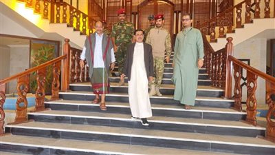 اللواء البحسني يصل  المكلا بعد زيارة خارجية ناجحة