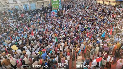 المكلا تشهد مليونية حاشدة دعماً للنخبة الحضرمية ومطالبة بمعالجة الوضع المعيشي