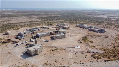 الهلال الإماراتي يسلّم مشروع الوحدات السكنية لأهالي منطقة عريشانة بسقطرى