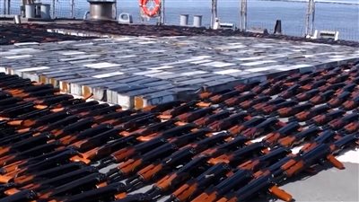 المخابرات الأميركية: إيران زودت الحوثي بترسانة أسلحة متنوعة