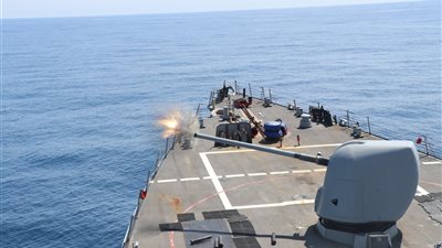 التصعيد في البحر الأحمر.. منعطف جديد في مسار الإرهاب الحوثي 