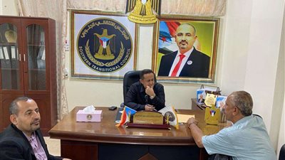 رئيس تنفيذية انتقالي لحج يلتقي عميد المعهد العالي للمعلمين بالمحافظة