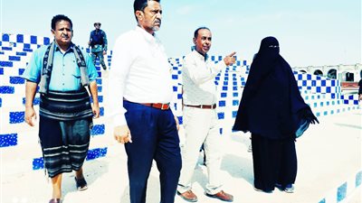 رئيس تنفيذية انتقالي أبين يتفقد منتزه ساحة الشهداء بمديرية زنجبار