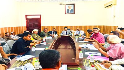 تنفيذي خورمكسر يشدد على ضرورة رفع جاهزية مكاتب الصحة خلال فترة العيد