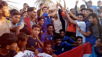 تلال قلنسية يُتوّج بطلاً لدوري السباعيات الرمضانية في مديرية قلنسية بسقطرى