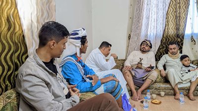 انتقالي العاصمة عدن ينفذ زيارة عيدية لأسرة الشهيد علي الصمدي