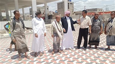 الوكيل الكربي يطلع على مستوى الإنجاز بمشروع الإنزال السمكي بشبوة 