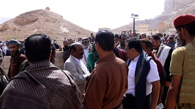 ‏ رئيس انتقالي شبوة يشارك في تشييع الفقيد عمر الخليفي