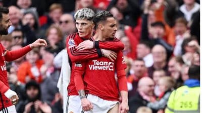 مانشستر يونايتد يسقط في الدقائق الأخيرة أمام بيرنلي