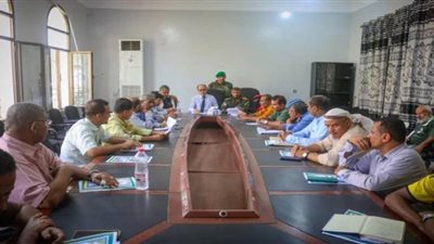 اجتماع لتنفيذي دار سعد بعدن يناقش مستجدات الأوضاع في المديرية 