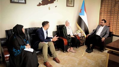 رئيس الهيئة الوطنية للإعلام يستقبل وفد مكتب المبعوث الدولي بالعاصمة عدن