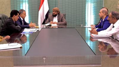 المحرّمي يشدد على ضرورة حماية أراضي جامعة عدن ويوجه بوقف التعديات وأعمال البناء غير القانونية