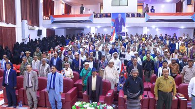 انتقالي شبوة يحيي ذكرى التفويض السابعة بحفل خطابي وفني بعتق