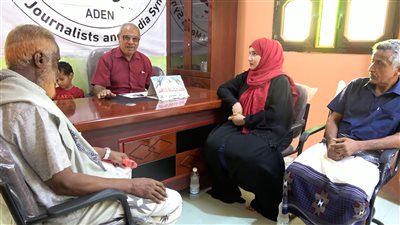 نقابة الصحفيين الجنوبيين بلحج تكرّم فقيد الحركة الإعلامية أحمد محبوب