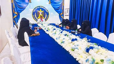 انتقالي حضرموت يناقش تحضيرات انطلاق بطولات الفتاة الرياضية