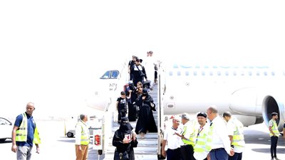 استئناف الرحلات الجوية بين عدن والكويت عقب توقف دام لأكثر من تسع سنوات