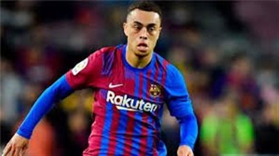 برشلونة يعلن رحيل لاعبه بشكل نهائي في الميركاتو الصيفي المقبل 