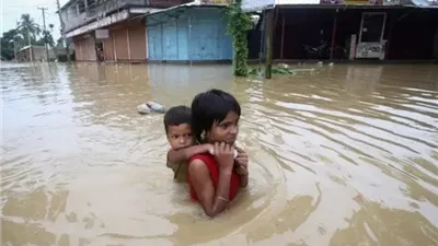 فيضانات في بنجلاديش تتسبب في نزوح الآلاف
