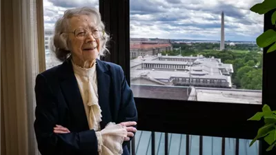 عمرها 97 عاماً.. قاضية أميركية تخسر دعوى تستهدف عودتها للعمل