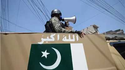 مسلحون يسقطون طائرة عسكرية شمال غربي باكستان