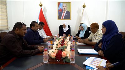 هيئة الإغاثة والأعمال الإنسانية تستعرض خطة 2024 وتقرير الشهداء في الجنوب