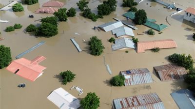 الإمارات ترسل 50 طنا من المساعدات للمتضررين من الفيضانات في نيجيريا