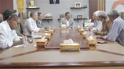 لملس يطلع على نشاط نقابة المهندسين ويؤكد دعم السلطة المحلية لجهودها 