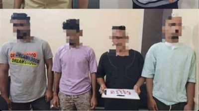 إدارة مكافحة المخدرات في الحزام الأمني تضبط (9) متهمين بترويج وتعاطي المخدرات بالعاصمة عدن