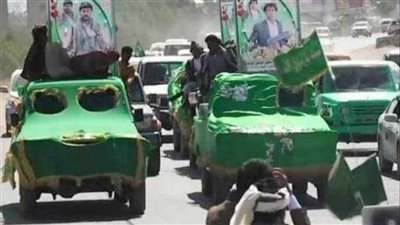 مليشيا الحوثي تشيّع 8 ضباط قتلوا بالهجمات الأمريكية الأخيرة