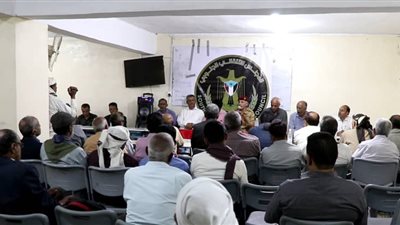 إجتماع موسع بالضالع تحضيراً للإحتفاء بذكرى ثورة أكتوبر المجيدة