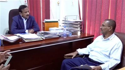 محافظ شبوة يشيد بجهود مكتب الاتصالات لتطوير القطاع وتحديث خدماته 