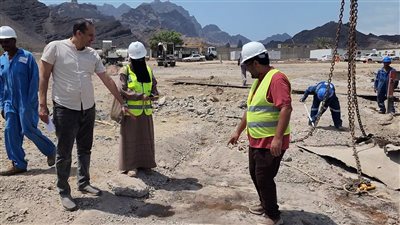 باخبيرة يتفقد مشروعي مياه وصرف صحي بخور مكسر بنحو 7 مليون دولار