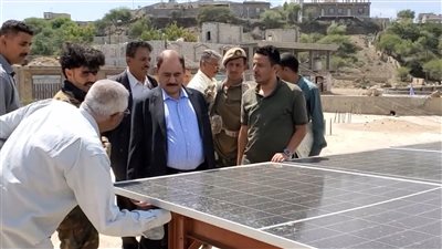 محافظ الضالع يطلع على التجهيزات الأخيرة في العيادة البيطرية 