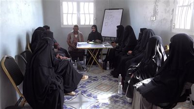 اتحاد الحرفيين بلحج يناقش التحضيرات لمعرض الموروث الشعبي بالمحافظة 