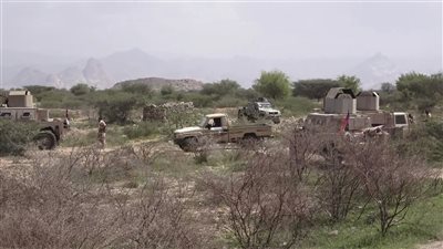 استشهاد جندي وإصابة ستة آخرين في استهداف بعبوة ناسفة في مودية بأبين