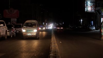 حرب الخدمات تتفاقم.. ونذر ثورة شعبية متصاعدة ضد الحكومة 