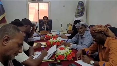 تنفيذية انتقالي سقطرى تناقش الارتقاء بمستوى الأداء لخدمة المواطنين 