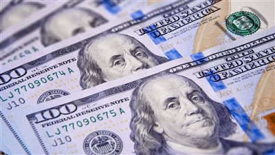 ارتفاع مؤشر الدولار الأميركي وسط توترات الشرق الأوسط وترقب قرار الفيدرالي