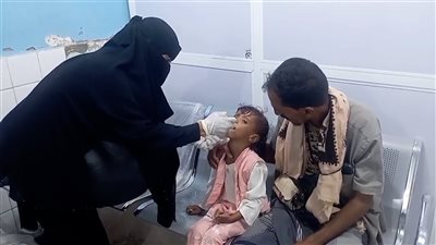تدشين حملة التطعيم ضد شلل الأطفال بمديرية أحور في أبين