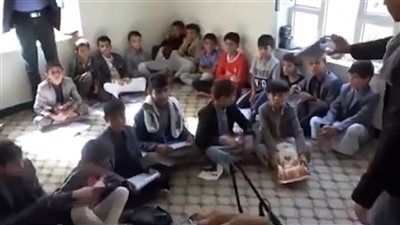 لرفضهم تدريس ملازم مؤسسها.. مليشيا الحوثي تختطف مديري بعض المدارس بتعز